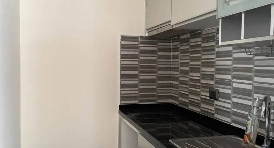 For rent 2 bedrooms condo in Huai Khwang, Bangkok