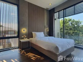 出售 4 卧室 独立屋 在 Khlong Sam Wa, 曼谷