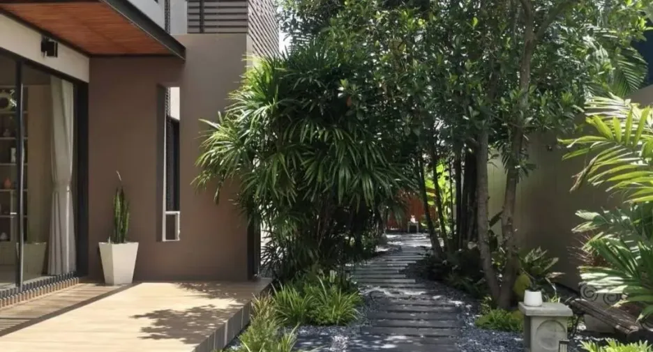 出售 4 卧室 独立屋 在 Khlong Sam Wa, 曼谷