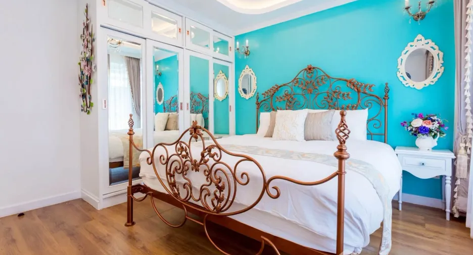 À louer 3 chambres maison de ville à Lat Phrao, Bangkok