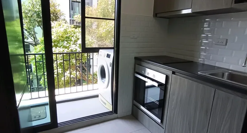 Condo en venta y en alquiler de 2 habitaciones en Bang Na, Bangkok