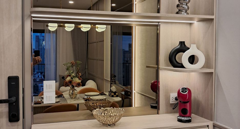 À louer 2 chambres condo à Khlong Toei, Bangkok