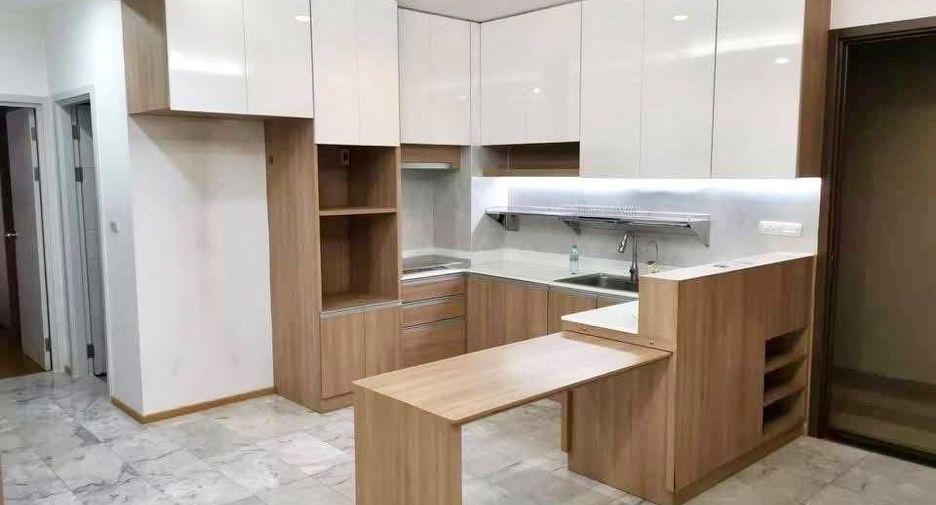 For sale 2 ベッドルーム condo in Phaya Thai, Bangkok