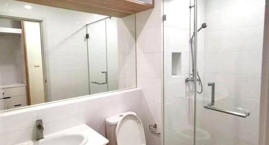 For sale 2 ベッドルーム condo in Phaya Thai, Bangkok