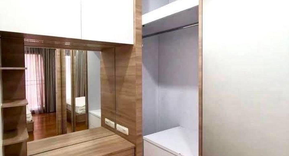 For sale 2 ベッドルーム condo in Phaya Thai, Bangkok