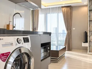 Wohnung zum Kauf mit 1 Zimmer in Huai Khwang, Bangkok