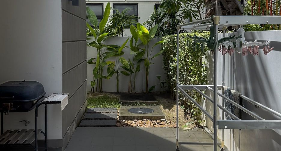 For sale and for rent 6 bedrooms villa in Thalang, Phuket