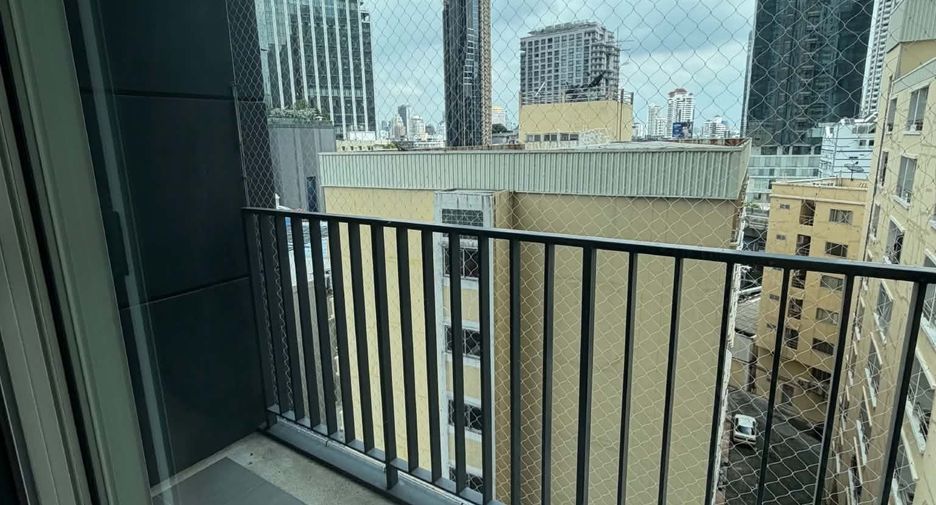 Condo en alquiler de 1 habitaciones en Khlong Toei, Bangkok