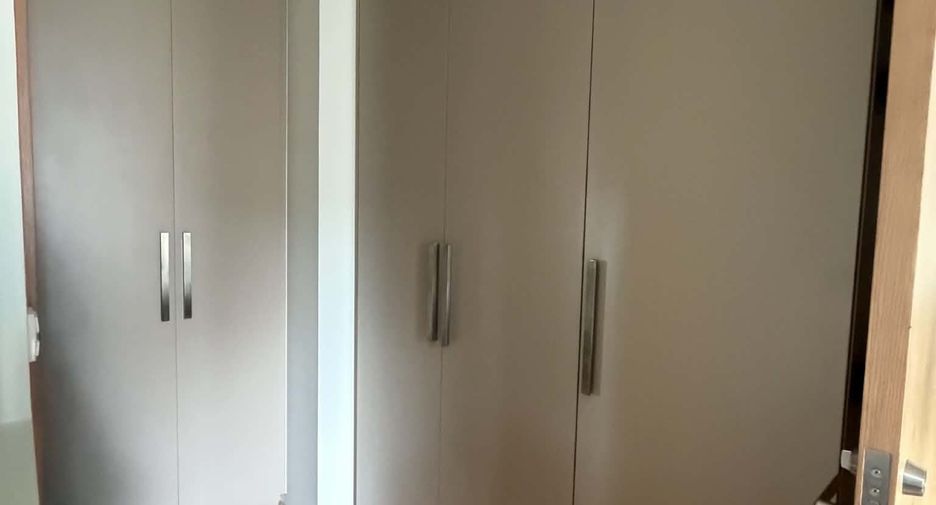 Condo en alquiler de 1 habitaciones en Khlong Toei, Bangkok