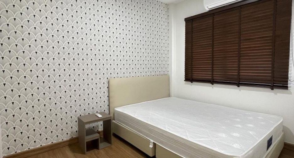 Haus zur Miete mit 3 Zimmer in Bang Phli, Samut Prakan