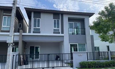 Haus zur Miete mit 3 Zimmer in Bang Phli, Samut Prakan