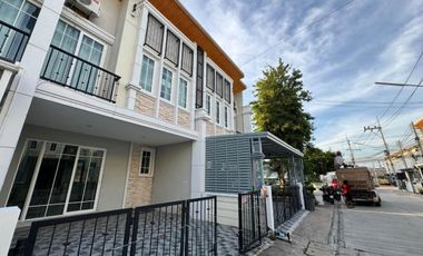For rent 4 bedrooms house in Bang Lamung, Chonburi
