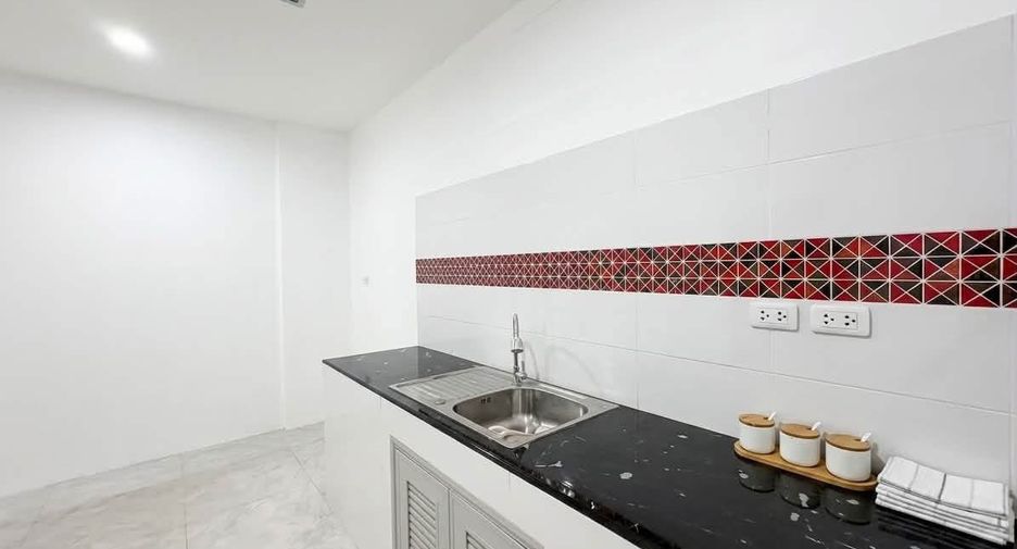 Продажа 2 спальни дом в Банг Ламунг, Чонбури