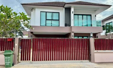 For rent 4 bedrooms house in Bang Lamung, Chonburi