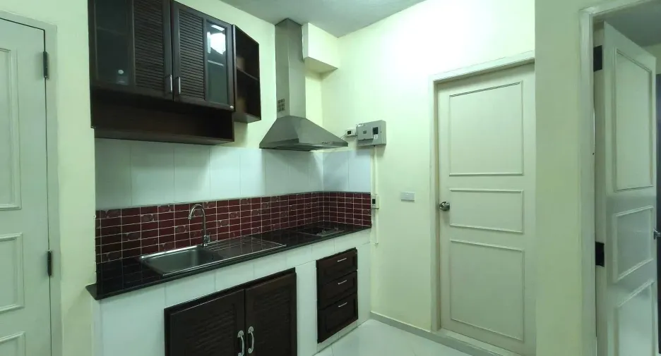 For rent 2 bedrooms condo in Bang Na, Bangkok