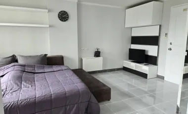 Wohnung zur Miete mit Studio in Suan Luang, Bangkok