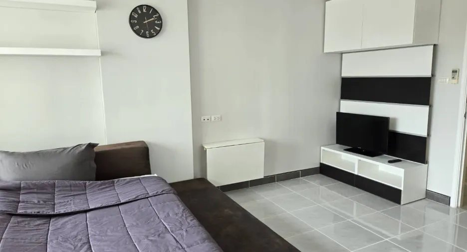 Wohnung zur Miete mit Studio in Suan Luang, Bangkok