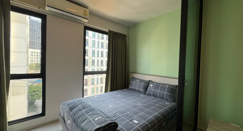 For rent studio condo in Mueang Samut Prakan, Samut Prakan