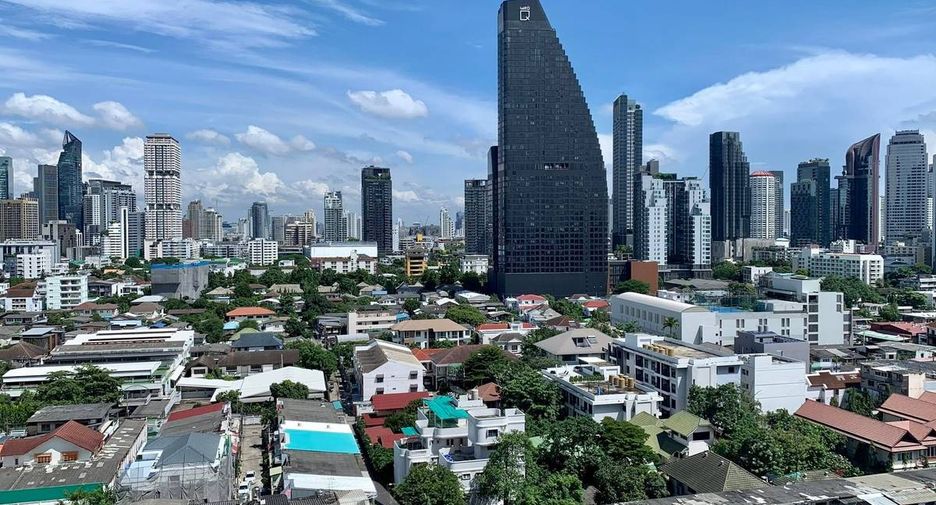 À vendre 1 chambre condo à Khlong Toei, Bangkok