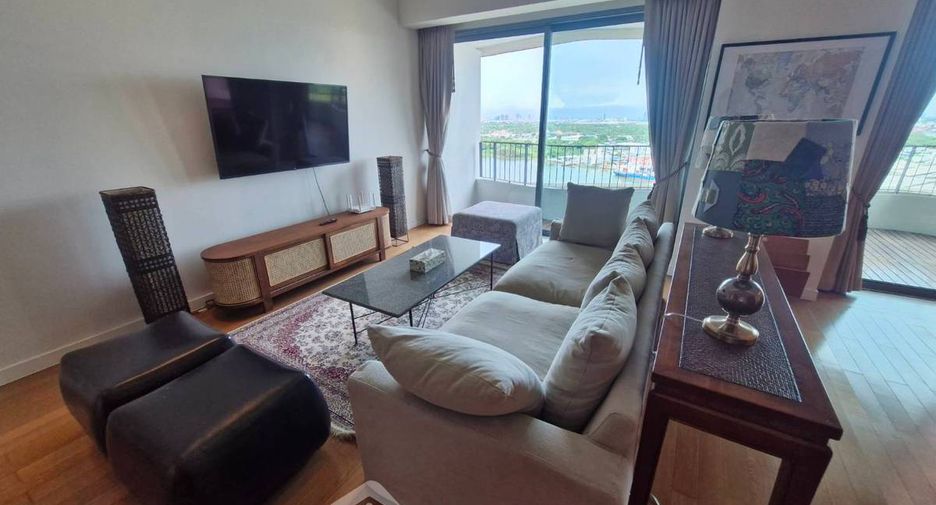 Wohnung zur Miete mit 4 Zimmer in Yan Nawa, Bangkok
