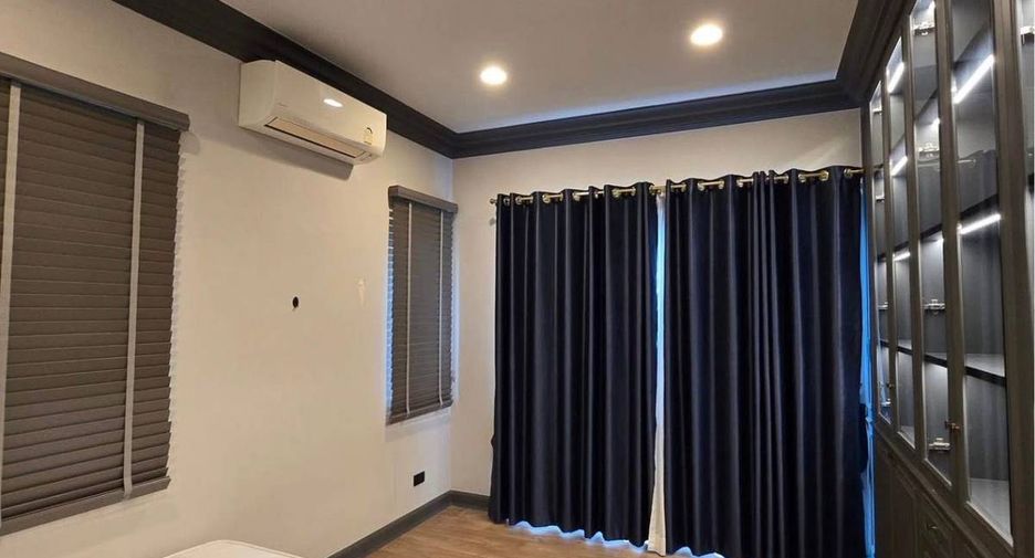 Haus zur Miete mit 3 Zimmer in Bang Kapi, Bangkok