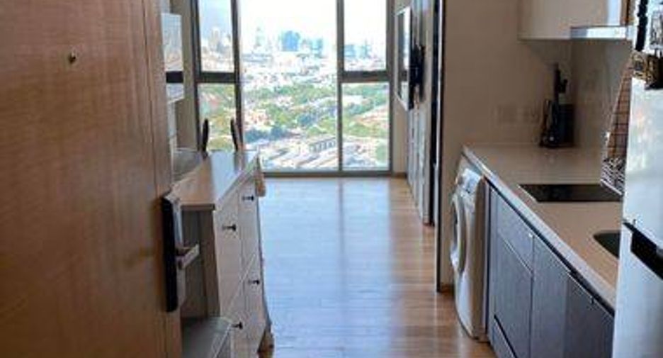 Wohnung zur Miete mit 1 Zimmer in Yan Nawa, Bangkok