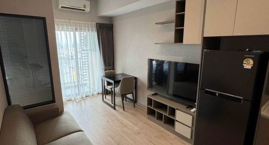 À louer 1 chambre condo à Huai Khwang, Bangkok
