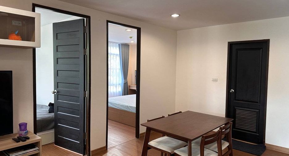 For rent 2 ベッドルーム condo in Watthana, Bangkok