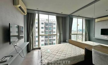 For rent 2 bedrooms condo in Ratchathewi, Bangkok
