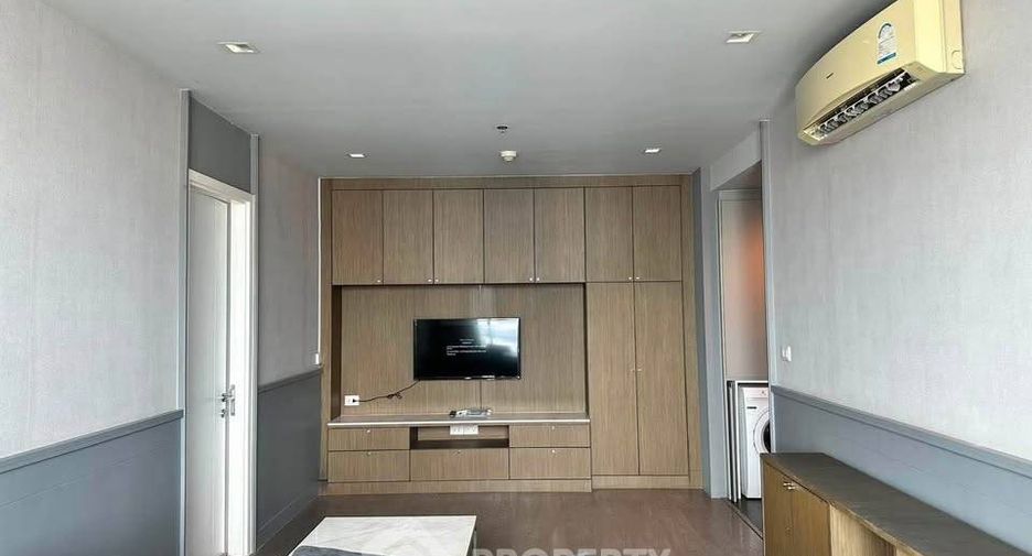 For rent 2 bedrooms condo in Ratchathewi, Bangkok