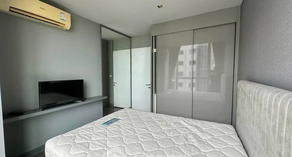 For rent 2 bedrooms condo in Ratchathewi, Bangkok