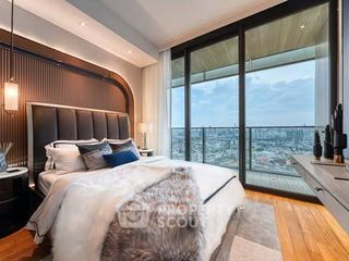 For rent 2 bedrooms condo in Khlong San, Bangkok