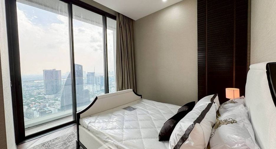 For rent 3 bedrooms condo in Khlong Toei, Bangkok