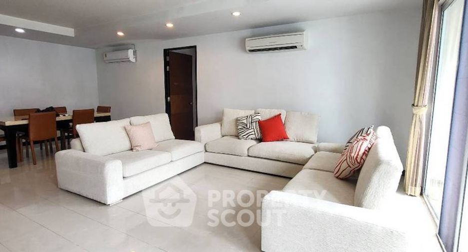 For rent 3 bedrooms condo in Watthana, Bangkok