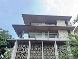 出租 6 卧室 独立屋 在 Huai Khwang, 曼谷