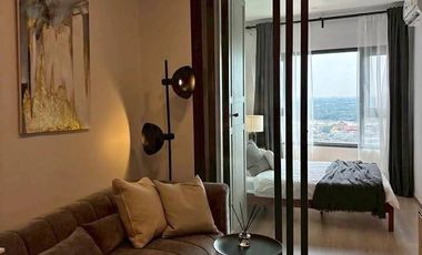 Wohnung zur Miete mit 1 Zimmer in Khlong Toei, Bangkok