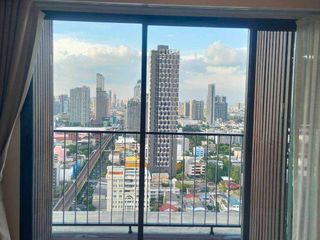 Wohnung zur Miete mit 2 Zimmer in Phra Khanong, Bangkok