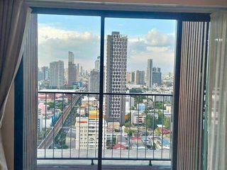 Wohnung zur Miete mit 2 Zimmer in Phra Khanong, Bangkok