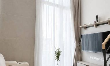 Condo en alquiler de 1 habitaciones en Bang Rak, Bangkok