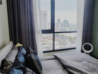 Wohnung zur Miete mit 1 Zimmer in Khlong San, Bangkok