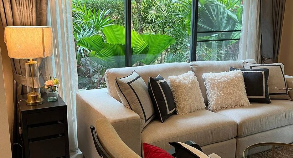 Haus zur Miete mit 4 Zimmer in Bang Kapi, Bangkok