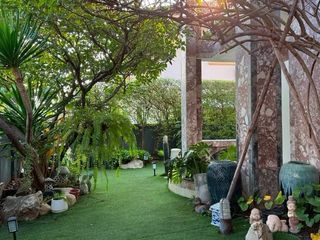 Haus zur Miete mit 3 Zimmer in Wang Thonglang, Bangkok