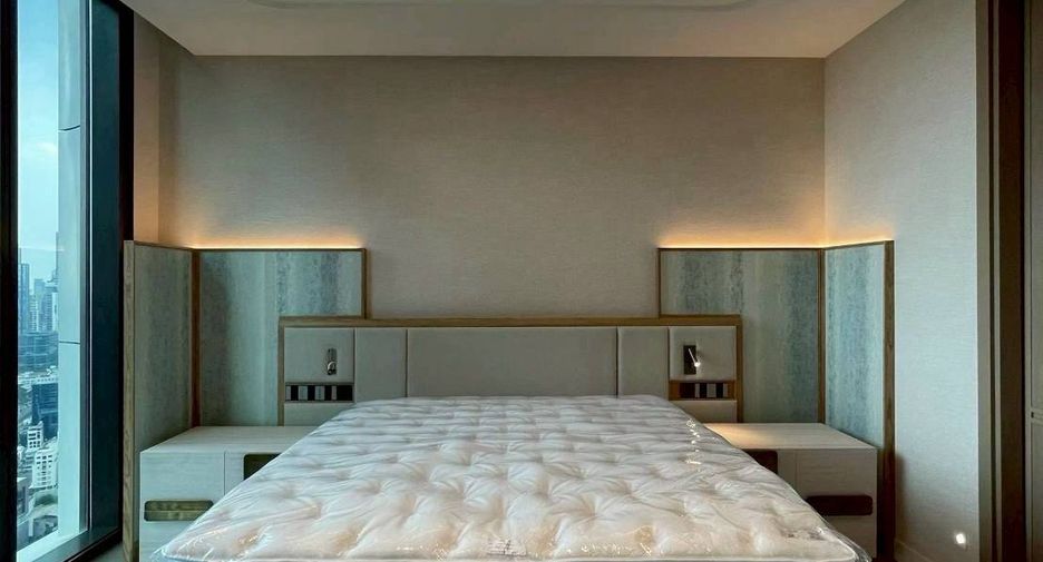 For rent 2 ベッドルーム condo in Pathum Wan, Bangkok