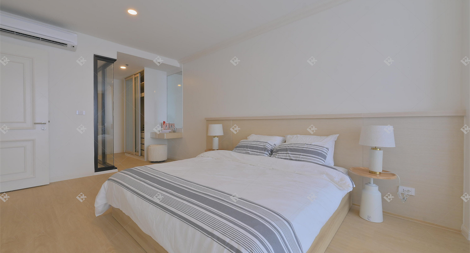 Condo en venta de 2 habitaciones en Watthana, Bangkok