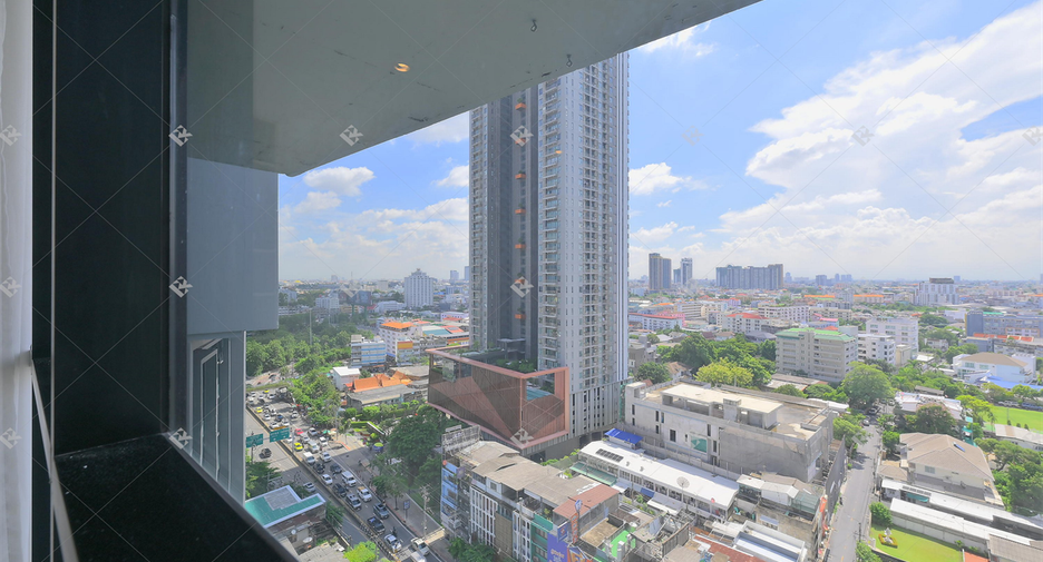 Condo en venta de 2 habitaciones en Watthana, Bangkok