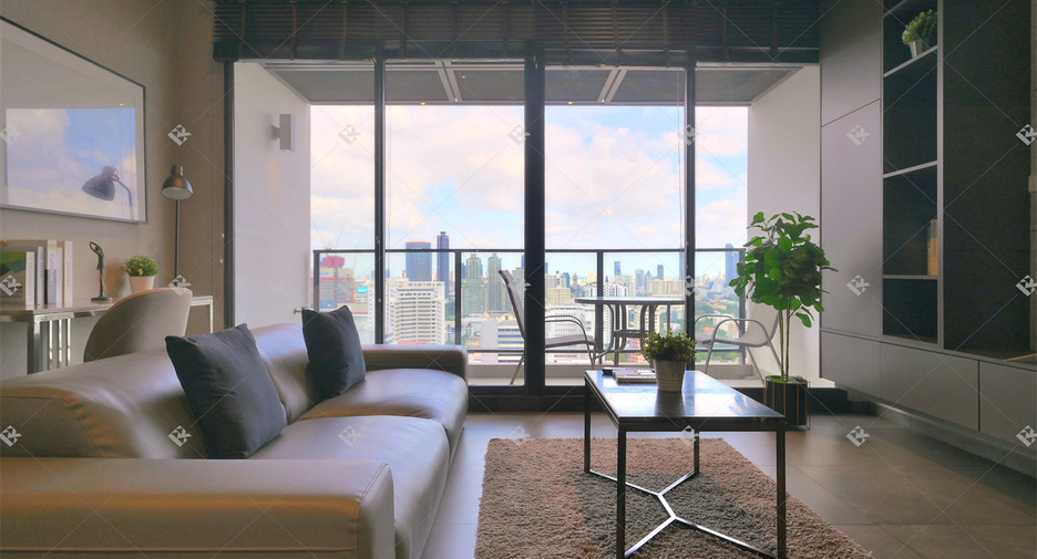 À louer 2 chambres condo à Watthana, Bangkok