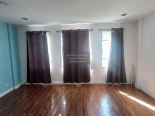 For sale 3 bedrooms townhouse in Bueng Kum, Bangkok