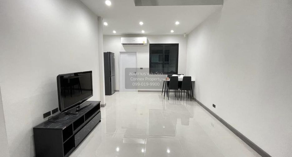 Продажа 4 спальни таунхаус в Bang Kruai, Нонтабури