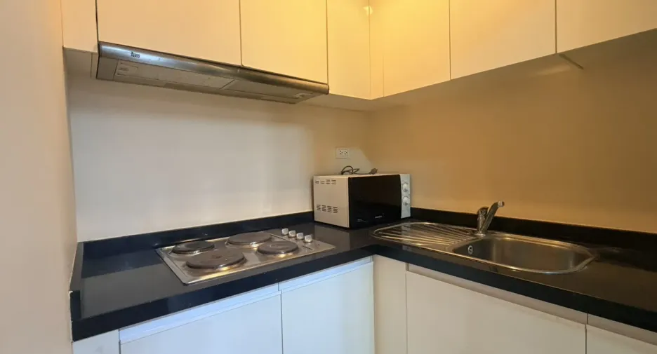 Wohnung zur Miete mit 2 Zimmer in Huai Khwang, Bangkok