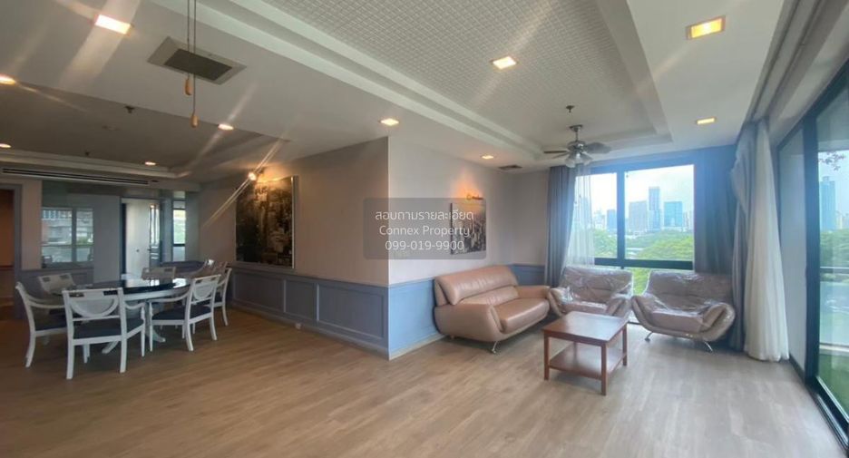For rent 3 bedrooms condo in Pathum Wan, Bangkok
